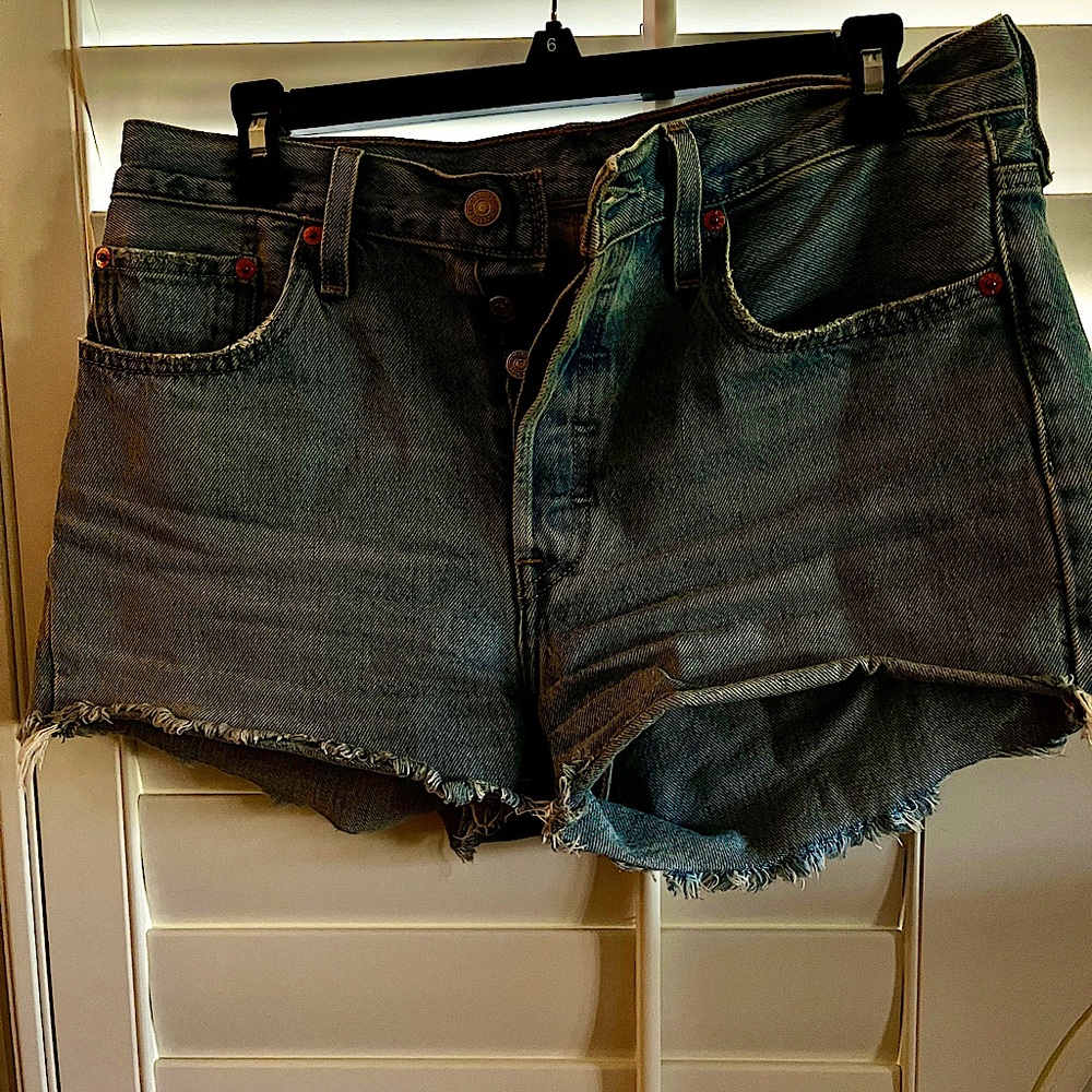 Levi’s 501 button Fly Cut Off Shorts